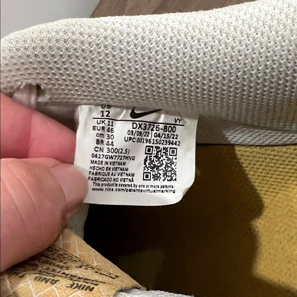Nike Air Force 1 Low in Tan and Cream with Pink Accents - Picture 3 of 9